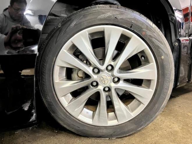 アルファード３５０Ｓ　プライムセレクションⅡ　タイプゴールド　後期型　本州仕入　禁煙車　純正１８インチＡＷ　社外１６ＡＷ＋スタッドレスタイヤ付　両側パワースライドドア　パワーバックドア　純正ＨＤＤナビ（フルセグ地デジ　ＤＶＤ再生　Ｂｌｕｅｔｏｏｔｈ）＋バックカメラ　純正リアフリップダウンモニター　シアターサウンドシステム　前後コーナーセンサー　クール＆ホットＢＯＸ　コーナーセンサー　クルーズコントロール　横滑り防止装置　ＨＩＤ　ＥＴＣ 　タイミングチェーン 4WD 3500 5Dr