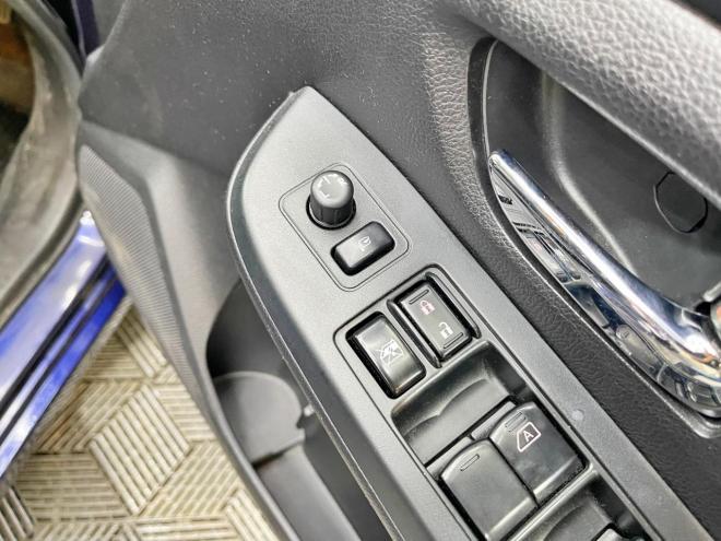 インプレッサ1.6i-L 4WD 5年保証 MT スマキー ナビTV 夏冬タイヤ 寒冷地仕様 禁煙 車検整備2年付 修復歴無