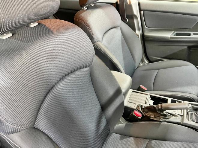 インプレッサ1.6i-L 4WD 5年保証 MT スマキー ナビTV 夏冬タイヤ 寒冷地仕様 禁煙 車検整備2年付 修復歴無