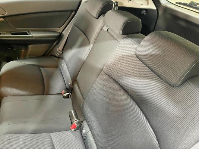 インプレッサ1.6i-L 4WD 5年保証 MT スマキー ナビTV 夏冬タイヤ 寒冷地仕様 禁煙 車検整備2年付 修復歴無