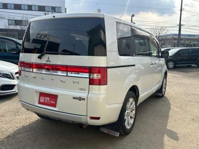 デリカD:5 2.2 シャモニー ディーゼルターボ 4WD ワンオーナー/社外ナビ/両側パワスラ/ETC 2300