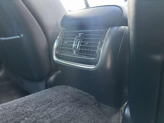 クラウンアスリート 2.5 G i-Four 4WD　サンルーフ　黒皮シート　レーダークルーズ　ETC　パワステ　パワーウィンドウ　純正ナビ　純正アルミ　ABS　キーレスエントリー 2500