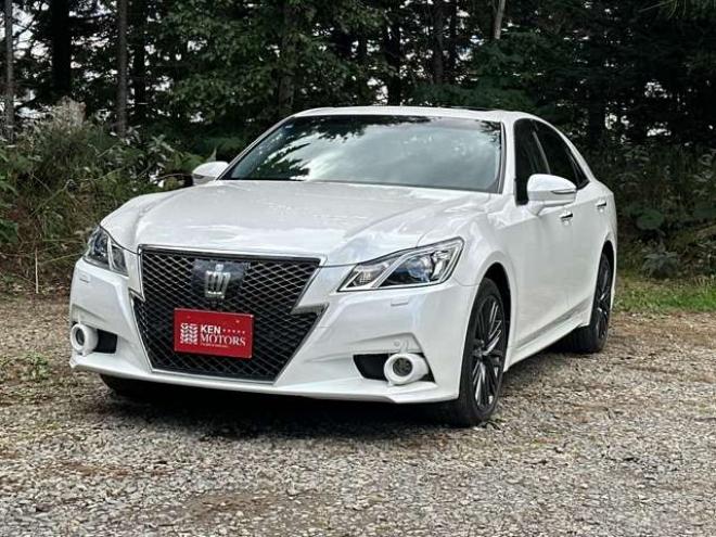 クラウンアスリート 2.5 G i-Four 4WD　サンルーフ　黒皮シート　レーダークルーズ　ETC　パワステ　パワーウィンドウ　純正ナビ　純正アルミ　ABS　キーレスエントリー 2500