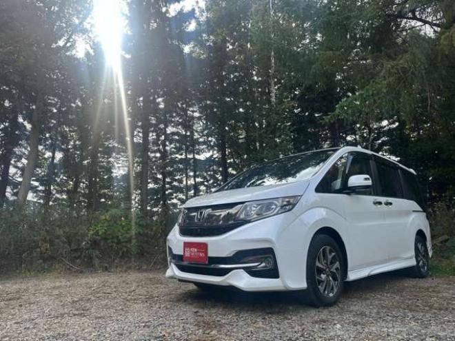 ステップワゴン1.5 スパーダ クールスピリット 4WD　ホンダセンシング　純正アルミ　パワステ　パワーウィンドウ　記録簿　ABS　両側パワースライドドア　クルーズコントロール　LEDヘッドライト　トリプルゾーンフルオートエアコン　コンビシート 1500