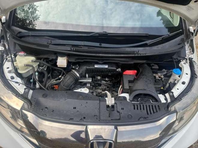 ステップワゴン1.5 スパーダ クールスピリット 4WD　ホンダセンシング　純正アルミ　パワステ　パワーウィンドウ　記録簿　ABS　両側パワースライドドア　クルーズコントロール　LEDヘッドライト　トリプルゾーンフルオートエアコン　コンビシート 1500