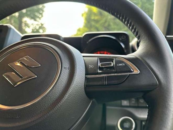 ジムニーシエラ1.5 JC 4WD　パワステ　パワーウィンドウ　社外ナビ　社外アルミ　ABS　キーレス　ワンオーナー　ETC　ドライブレコーダー　リフトアップ　横滑り防止装置　盗難防止装置　シートヒーター 1500