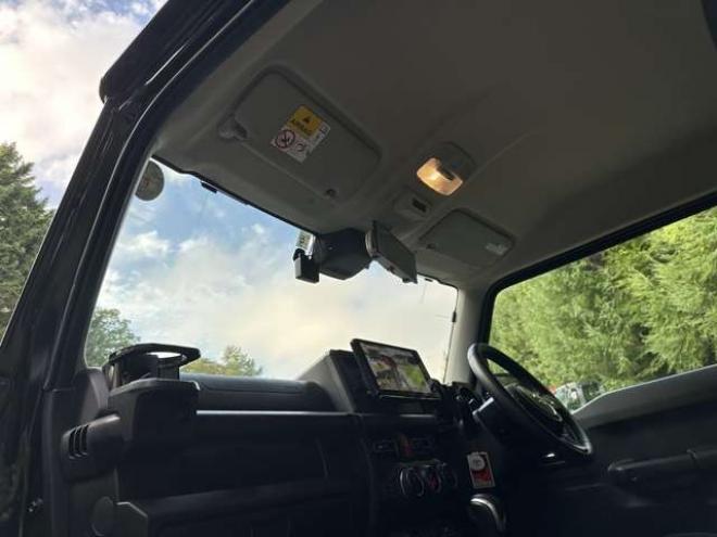 ジムニーシエラ1.5 JC 4WD　パワステ　パワーウィンドウ　社外ナビ　社外アルミ　ABS　キーレス　ワンオーナー　ETC　ドライブレコーダー　リフトアップ　横滑り防止装置　盗難防止装置　シートヒーター 1500