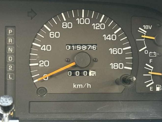 ランドクルーザー80 4.2 VXリミテッド EGR装着車 ディーゼルターボ 4WD　リフトアップ　社外バンパー　3連メーター　サンルーフ　キーレス　クルーズコントロール　ETC　パワステ　パワーウィンドウ　社外ナビ　社外アルミ　キーレスエントリー 4200