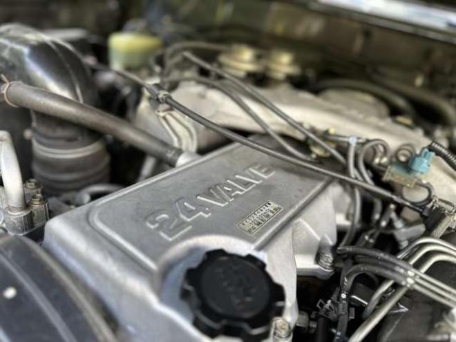 ランドクルーザー80 4.2 VXリミテッド EGR装着車 ディーゼルターボ 4WD　リフトアップ　社外バンパー　3連メーター　サンルーフ　キーレス　クルーズコントロール　ETC　パワステ　パワーウィンドウ　社外ナビ　社外アルミ　キーレスエントリー 4200