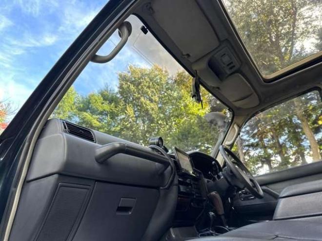 ランドクルーザー80 4.2 VXリミテッド EGR装着車 ディーゼルターボ 4WD　リフトアップ　社外バンパー　3連メーター　サンルーフ　キーレス　クルーズコントロール　ETC　パワステ　パワーウィンドウ　社外ナビ　社外アルミ　キーレスエントリー 4200