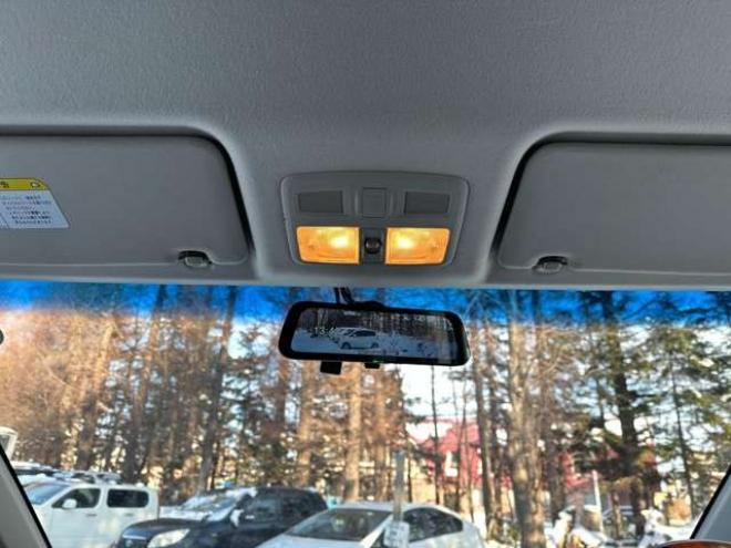 デリカD:5 2.4 シャモニー 4WD ミラーモニタ/ETC/シートヒータ/社外ナビ 2400