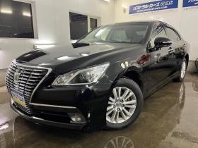 クラウン　ロイヤルサルーン　ｉ－Ｆｏｕｒ　本州仕入　禁煙車　ＷＡＫＯＳバリアスコーティング済　純正１６インチＡＷ　純正１６ＡＷ＋スタッドレスタイヤ付　純正ナビ（フルセグ地デジ　ＤＶＤ再生　Ｂｌｕｅｔｏｏｔｈ）＋バックカメラ　ＨＩＤヘッドライト　クルーズコントロール　ミラーヒーター　両席パワーシート　ビルトインＥＴＣ 4WD 2500 4Dr