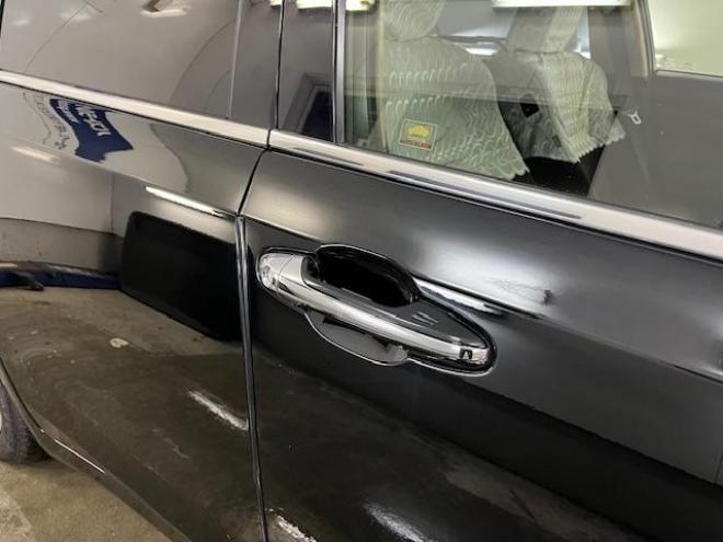 クラウンロイヤルサルーン　ｉ－Ｆｏｕｒ　本州仕入　禁煙車　ＷＡＫＯＳバリアスコーティング済　純正１６インチＡＷ　純正１６ＡＷ＋スタッドレスタイヤ付　純正ナビ（フルセグ地デジ　ＤＶＤ再生　Ｂｌｕｅｔｏｏｔｈ）＋バックカメラ　ＨＩＤヘッドライト　クルーズコントロール　ミラーヒーター　両席パワーシート　ビルトインＥＴＣ 4WD 2500 4Dr