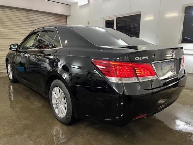 クラウンロイヤルサルーン　ｉ－Ｆｏｕｒ　本州仕入　禁煙車　ＷＡＫＯＳバリアスコーティング済　純正１６インチＡＷ　純正１６ＡＷ＋スタッドレスタイヤ付　純正ナビ（フルセグ地デジ　ＤＶＤ再生　Ｂｌｕｅｔｏｏｔｈ）＋バックカメラ　ＨＩＤヘッドライト　クルーズコントロール　ミラーヒーター　両席パワーシート　ビルトインＥＴＣ 4WD 2500 4Dr