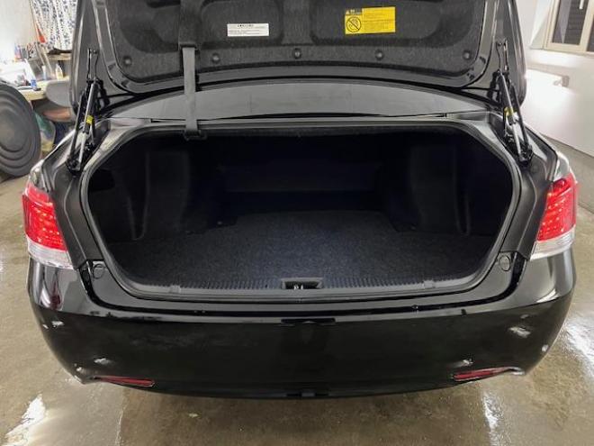 クラウンロイヤルサルーン　ｉ－Ｆｏｕｒ　本州仕入　禁煙車　ＷＡＫＯＳバリアスコーティング済　純正１６インチＡＷ　純正１６ＡＷ＋スタッドレスタイヤ付　純正ナビ（フルセグ地デジ　ＤＶＤ再生　Ｂｌｕｅｔｏｏｔｈ）＋バックカメラ　ＨＩＤヘッドライト　クルーズコントロール　ミラーヒーター　両席パワーシート　ビルトインＥＴＣ 4WD 2500 4Dr