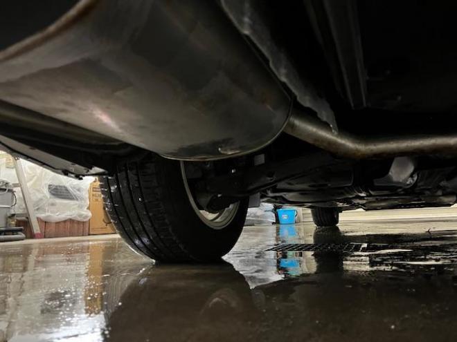 クラウンロイヤルサルーン　ｉ－Ｆｏｕｒ　本州仕入　禁煙車　ＷＡＫＯＳバリアスコーティング済　純正１６インチＡＷ　純正１６ＡＷ＋スタッドレスタイヤ付　純正ナビ（フルセグ地デジ　ＤＶＤ再生　Ｂｌｕｅｔｏｏｔｈ）＋バックカメラ　ＨＩＤヘッドライト　クルーズコントロール　ミラーヒーター　両席パワーシート　ビルトインＥＴＣ 4WD 2500 4Dr