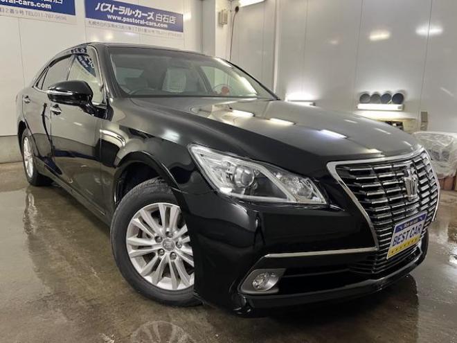 クラウンロイヤルサルーン　ｉ－Ｆｏｕｒ　本州仕入　禁煙車　ＷＡＫＯＳバリアスコーティング済　純正１６インチＡＷ　純正１６ＡＷ＋スタッドレスタイヤ付　純正ナビ（フルセグ地デジ　ＤＶＤ再生　Ｂｌｕｅｔｏｏｔｈ）＋バックカメラ　ＨＩＤヘッドライト　クルーズコントロール　ミラーヒーター　両席パワーシート　ビルトインＥＴＣ 4WD 2500 4Dr