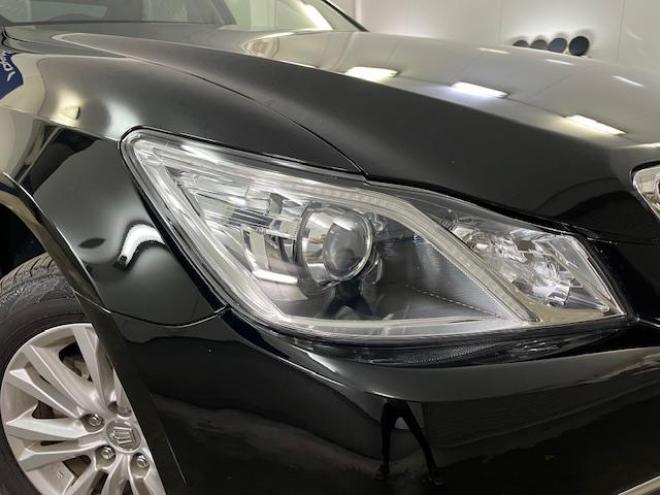 クラウンロイヤルサルーン　ｉ－Ｆｏｕｒ　本州仕入　禁煙車　ＷＡＫＯＳバリアスコーティング済　純正１６インチＡＷ　純正１６ＡＷ＋スタッドレスタイヤ付　純正ナビ（フルセグ地デジ　ＤＶＤ再生　Ｂｌｕｅｔｏｏｔｈ）＋バックカメラ　ＨＩＤヘッドライト　クルーズコントロール　ミラーヒーター　両席パワーシート　ビルトインＥＴＣ 4WD 2500 4Dr