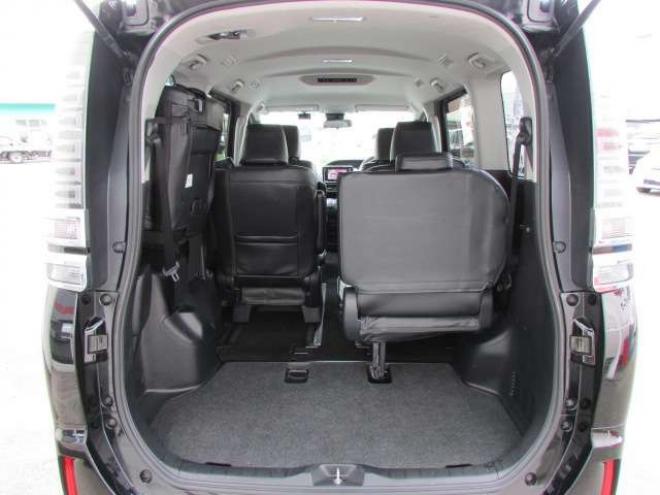 ヴォクシー2.0 X 4WD トヨタセーフティセンス/LEDヘッドライト/両側パワースライドドア/ETC/社外ナビ/フルセグTV/バックカメラ/スマートキー一体式エンジンスターター 2000