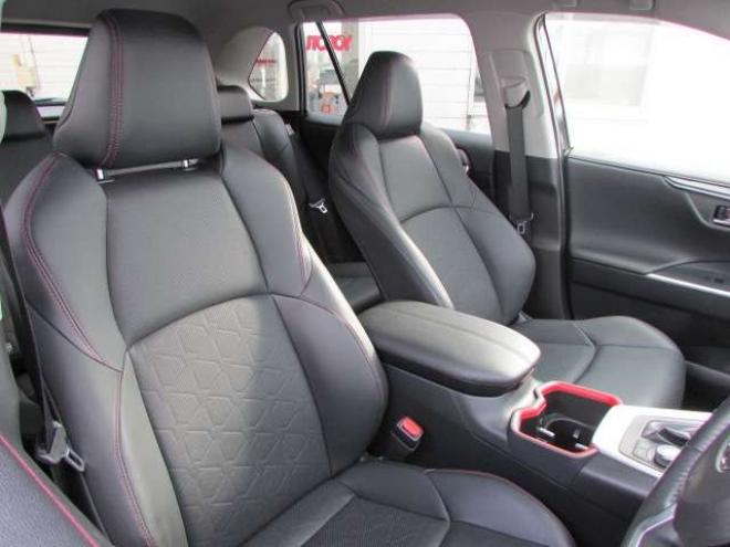 RAV-42.0 アドベンチャー オフロード パッケージII 4WD　LEDヘッドライト/ビルトインETC2.0/シートヒーター/ステアリングヒーター/フルセグTV/バックカメラ/レーダークルーズコントロール/パワーバックドア/エンジンスターター 2000