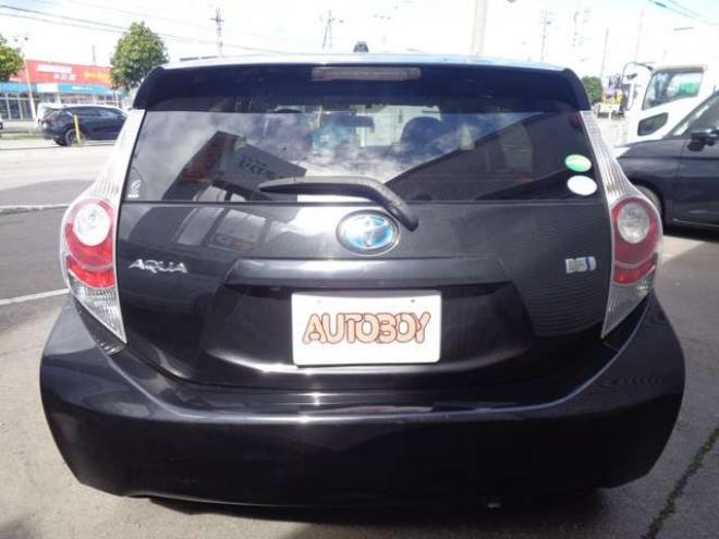 アクア1.5 S　ワンオーナー　スマートキー　純正エンスタ　純正ナビ 2WD 1500