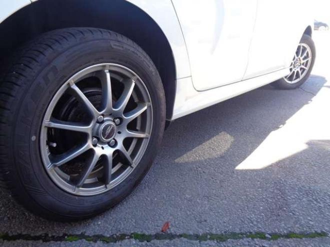 ヤリス1.5 ハイブリッド Z E-Four 4WD　ワンオーナー　スマートキー　純正エンスタ　純正ナビ 1500