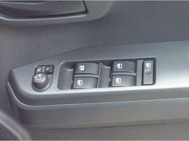 ピクシスメガL SAIII 4WD　両側パワスラ　スマートキー　純正ナビ 660