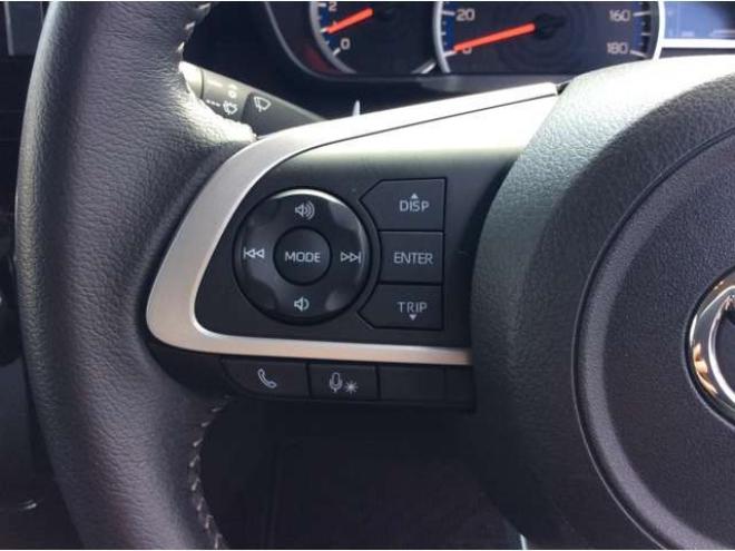 ルーミー1.0 カスタム G 4WD　両側パワスラ　プッシュスタート　スマキー　LEDヘッドライト&フォグ　クルーズコントロール　横滑り防止　衝突被害軽減システム　アイドリングストップ　バックカメラ　トヨタ純正ナビ　フルセグTV 1000