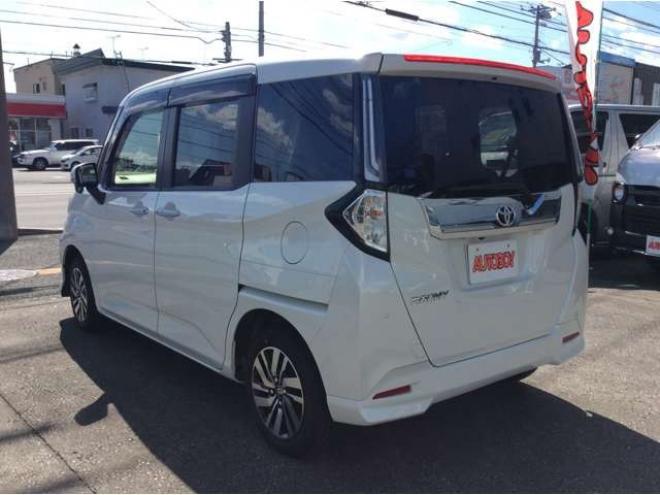 ルーミー1.0 カスタム G 4WD　両側パワスラ　プッシュスタート　スマキー　LEDヘッドライト&フォグ　クルーズコントロール　横滑り防止　衝突被害軽減システム　アイドリングストップ　バックカメラ　トヨタ純正ナビ　フルセグTV 1000