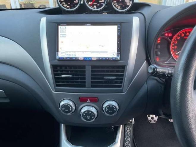 インプレッサハッチバックSTI 2.0 WRX 4WD Defi3連メーター(ブースト計・油温計・油圧計) ETC 運転席パワーシート プッシュスタート 2000