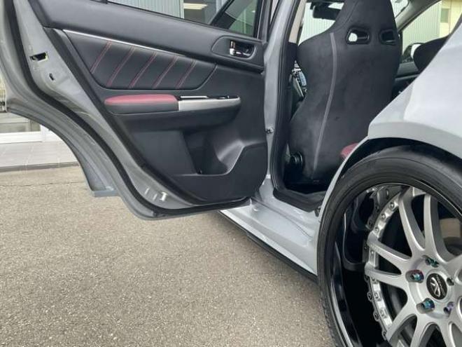 レヴォーグ2.0 STI スポーツ アイサイト 4WD　 2000