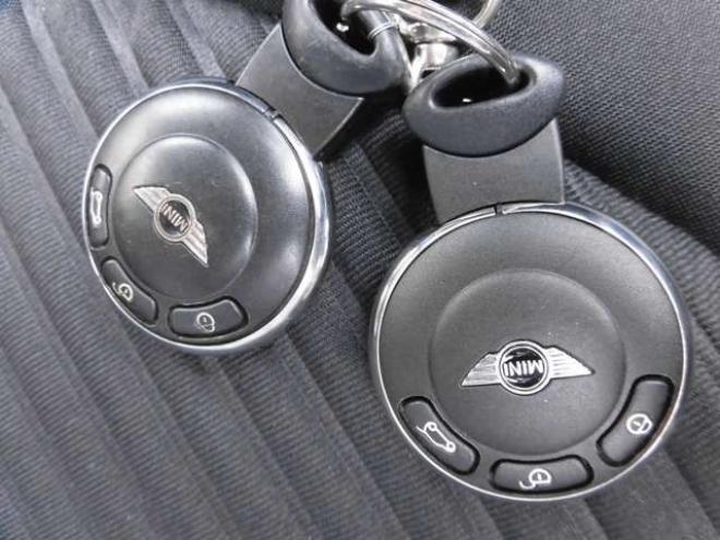 ミニクロスオーバー クーパーS オール4　 4WD 1600