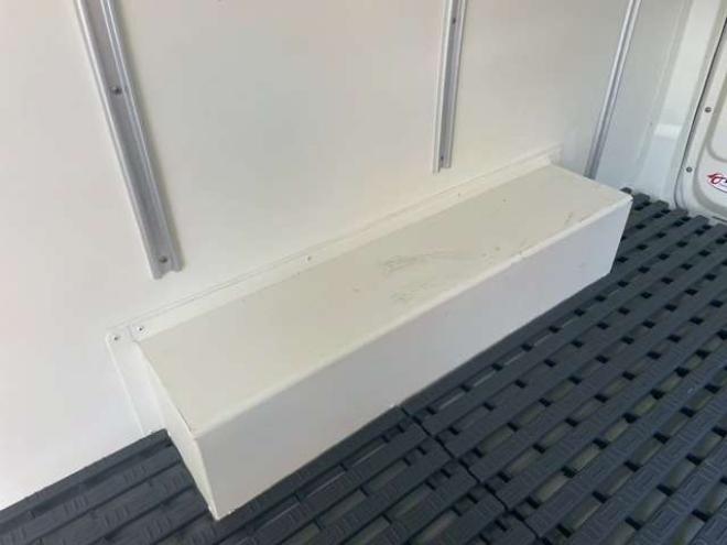 ハイエースバン2.8 中温冷凍バン ロング ディーゼルターボ 4WD　 2800