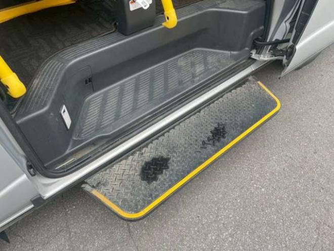 ハイエースバン2.8 ウェルキャブ Bタイプ ロング ディーゼルターボ 4WD　 福祉車両 2800