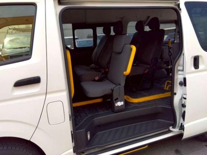 ハイエースバン3.0 ウェルキャブ Cタイプ ロング ディーゼルターボ 4WD　(レジアスエース) 福祉車両 3000