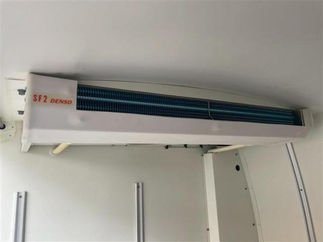 ハイエースバン3.0 中温冷凍バン ロング ディーゼルターボ 4WD　 3000