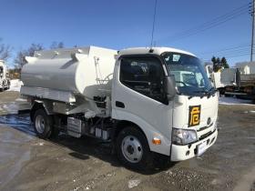 デュトロ　タンクローリー 2DG-XZU685M 新明和工業　 4WD 4000