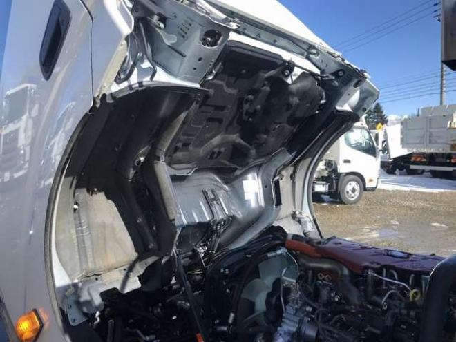 デュトロタンクローリー 2DG-XZU685M 新明和工業　 4WD 4000