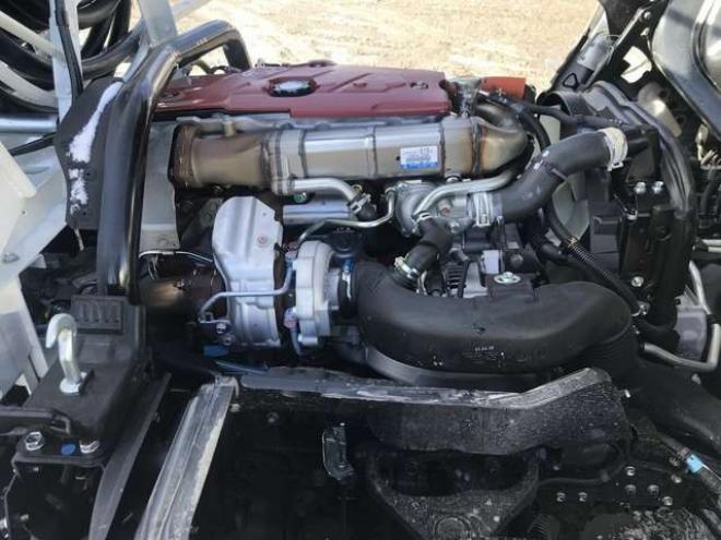 デュトロタンクローリー 2DG-XZU685M 新明和工業　 4WD 4000