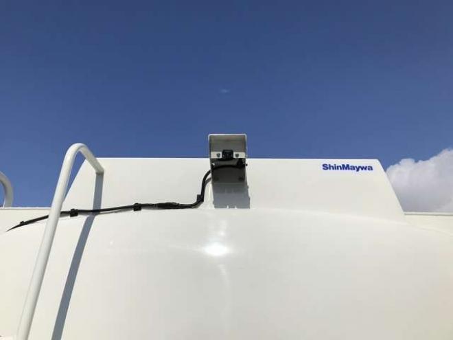 デュトロタンクローリー　2DG-XZU685M 新明和工業　 4WD 4000