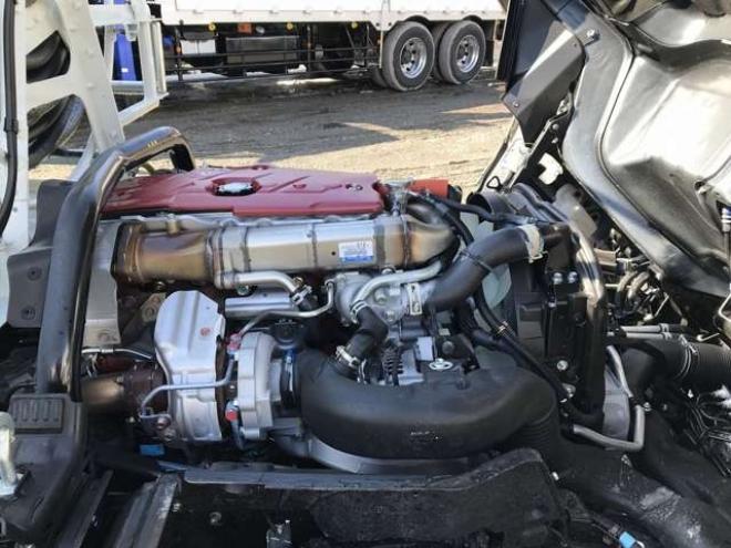 デュトロタンクローリー　2DG-XZU685M 新明和工業　 4WD 4000