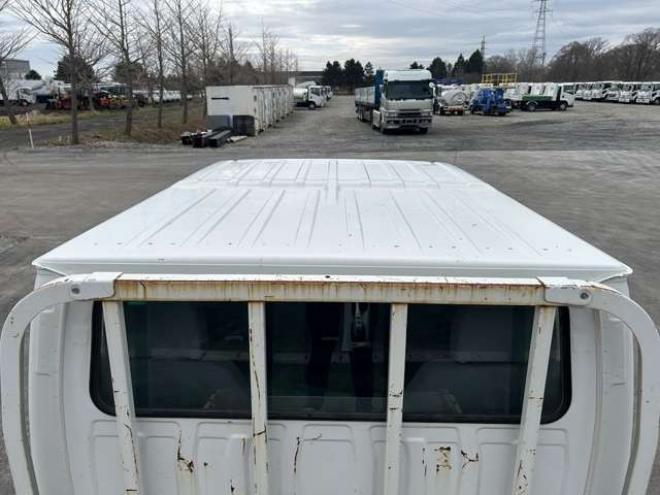 エルフ平ボディ Wキャブ　TRG-NHS85A　 4WD 2990