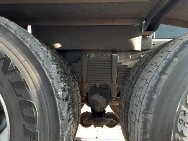 ギガトラクタ　QDG-EXZ52AJ　 2WD 15680