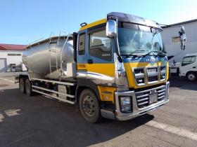 ギガ 粉粒体運搬車 QKG-CYY77A 極東開発工業  2WD 9830