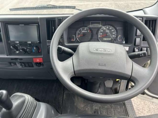 エルフ冷凍バン　TKG-NPS85AN 菱重　 4WD 2990