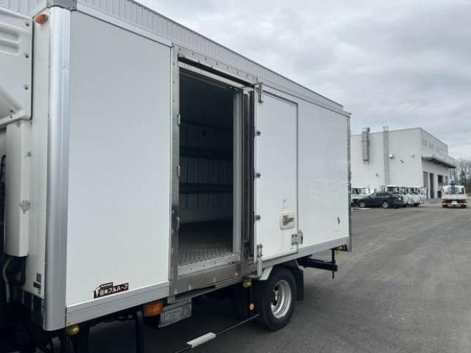 エルフ冷凍バン　TKG-NPS85AN 菱重　 4WD 2990