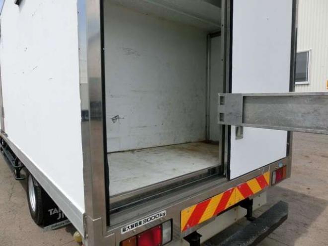 エルフボトルバン TDG-NPS85AN 札幌ボデー  4WD 2990