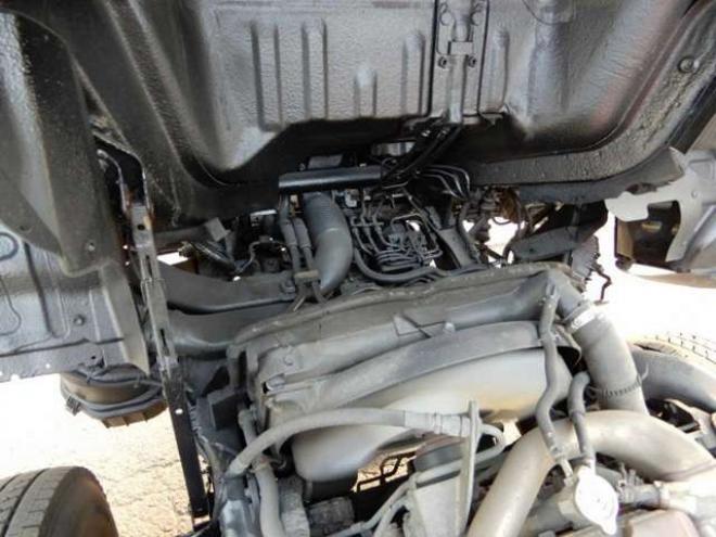 デュトロタンクローリー　TKG-XZU685M 東邦　 4WD 4000