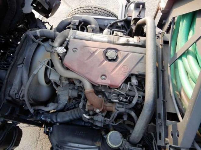 デュトロタンクローリー　TKG-XZU685M 東邦　 4WD 4000