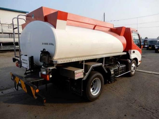 デュトロタンクローリー　TKG-XZU685M 東邦　 4WD 4000